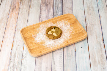 Cookie with chips macha flavor