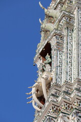 Éléphant du Wat Arun à Bangkok, Thaïlande