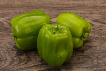 Green sweet bell pepper heap