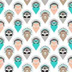 Cute seamless pattern with animals with feathers