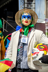 Carnaval com pessoas mascaradas que são chamadas de "Papagangus" na cidade de Bezerros, Pernambucano, Brasil, Fevereiro de 2020