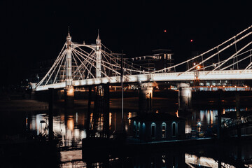 Chelsea bridge at light