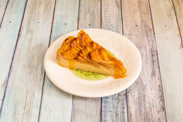 Delicious apple tartlet dish