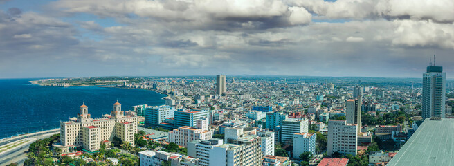 Fototapeta na wymiar Panoramic Overview of Havana Cuba 
