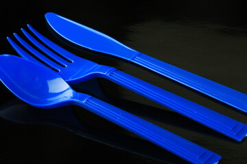 Plastic disposable eating utensils 