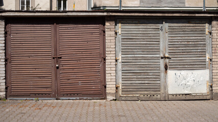 Fototapeta na wymiar City garages at the front on a sunny day