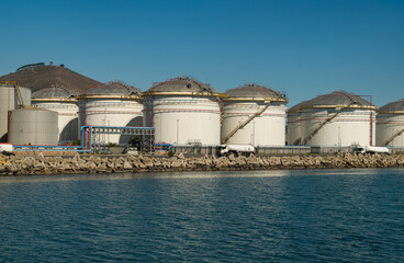 Oil. Oil reserves. Tanks Refinery. Bunkering. Cape Town. South Africa.