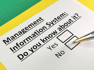Obraz premium Questionnaire about marketing.