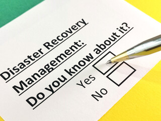 Obraz premium Questionnaire about marketing.