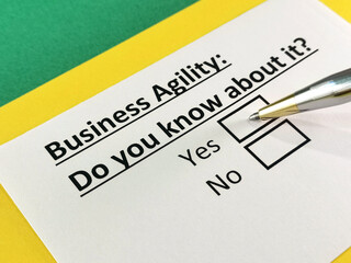 Obraz premium Questionnaire about marketing.