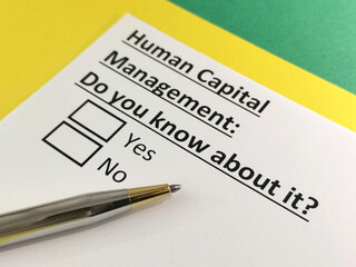 Obraz premium Questionnaire about marketing.