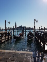 Fototapeta na wymiar travel and tourism in Venice, Italy in autumn season