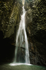 Fototapeta na wymiar Chasing Waterfalls