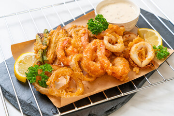 deep fried seafood (shrimps and squid) with mix vegetable