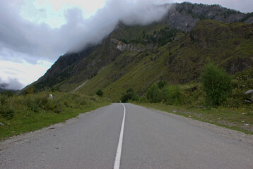 The road along the Katun River. Mountain Altai.