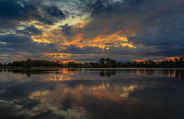 Fototapeta premium Sunset in Ukraine. Kiev region. 31. 05. 2020