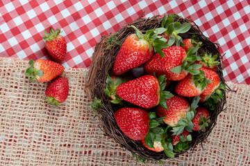 Arrangement with beautiful strawberries and accessories