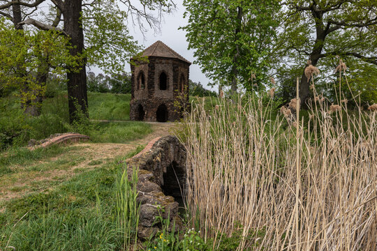 rauhes Wallwachhaus bei Vockerode - Sachsen Anhalt