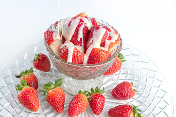 Arrangement with beautiArrangement with beautiful strawberries and condensed milk and accessories