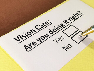 Obraz premium One person is answering question about vision care.