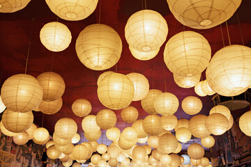 Lanterns decorated in a cafe © Eadwine