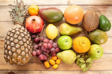 A wide variety of fruits, nutritious and delicious. Healthy food