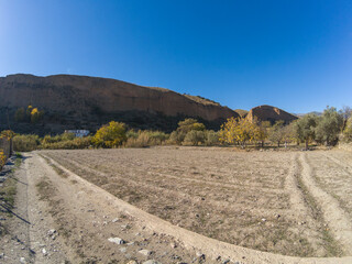 earthen walls from an erosive past in Ugijar (Spain)