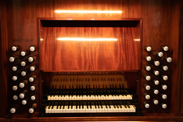 Orgel Manual