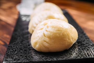 Korean steamed pjan-se pigodi pies