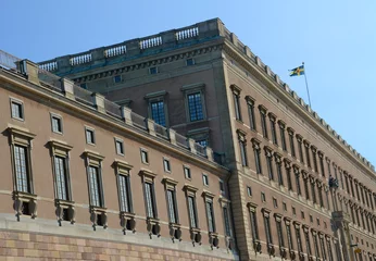 Fototapeten Sweden / Stockholm  - May 31, 2019: The Stockholms slott is the residence of the Swedish monarchy. The building is on the Stadsholmen island, known as Gamla Stan, next to the Riksdag parliament.  © aliberti