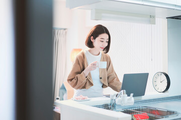 Obraz premium リモートワーク・web会議・オンラインコミュニケーション