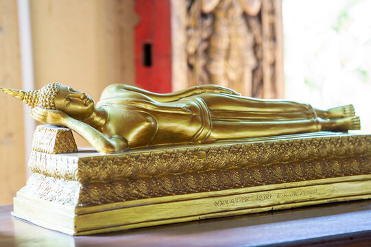 Tuesday Buddha statue/Pang Sai Yat Buddha statue