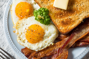 Homemade Sunnyside Eggs Breakfast