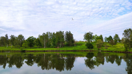 Obraz premium Perfect lake landscape in the spring season