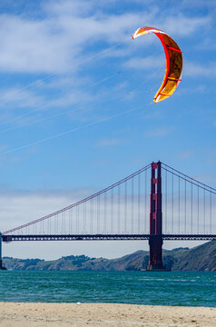 kite boarding in San Francisco Bay