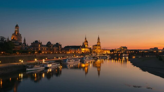 WS T/L Dresden historic skyline and Elbe river / Dresden, Saxony, Germany