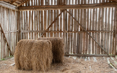 hay bales in a barn, barn, old barn, hay day, farm © apuurula