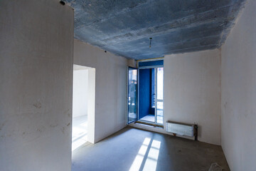 preview apartment where renovations are taking place with the processing of all surfaces