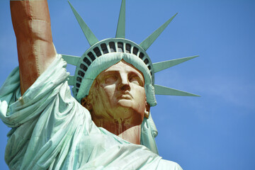 The statue of Libery in New York represented as afro american. Concept for integration, tolerance and brotherhood and concept against racism, inolterance and discrimination © Manuel