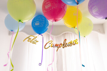 Feliz cumplea&ntilde;os, happy birthday in spanish