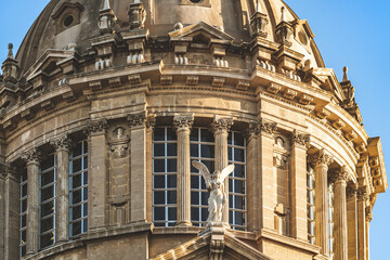 Decorative elements of the central dome of the MNAC