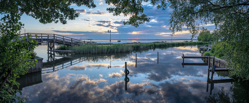 Steinhuder Meer am Abend als Panorama