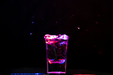 shotglas,pink, 80er, coldmedina, medina