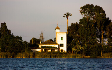 Old country house in front of the lake of L’albufera of Valencia