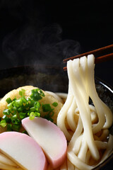 きつねうどん、クローズアップ