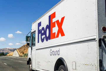 FedEx Routes