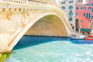 Fototapeta na wymiar Rialto bridge at Grand canal in Venice