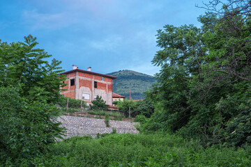 Fototapeta na wymiar House in the village of the mountains