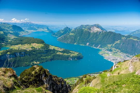 Le Lac des Quatre-Cantons - Adobe Stock
