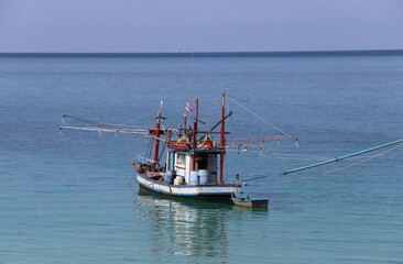 Bateau de pêche à Ko Pha Ngan, Thaïlande